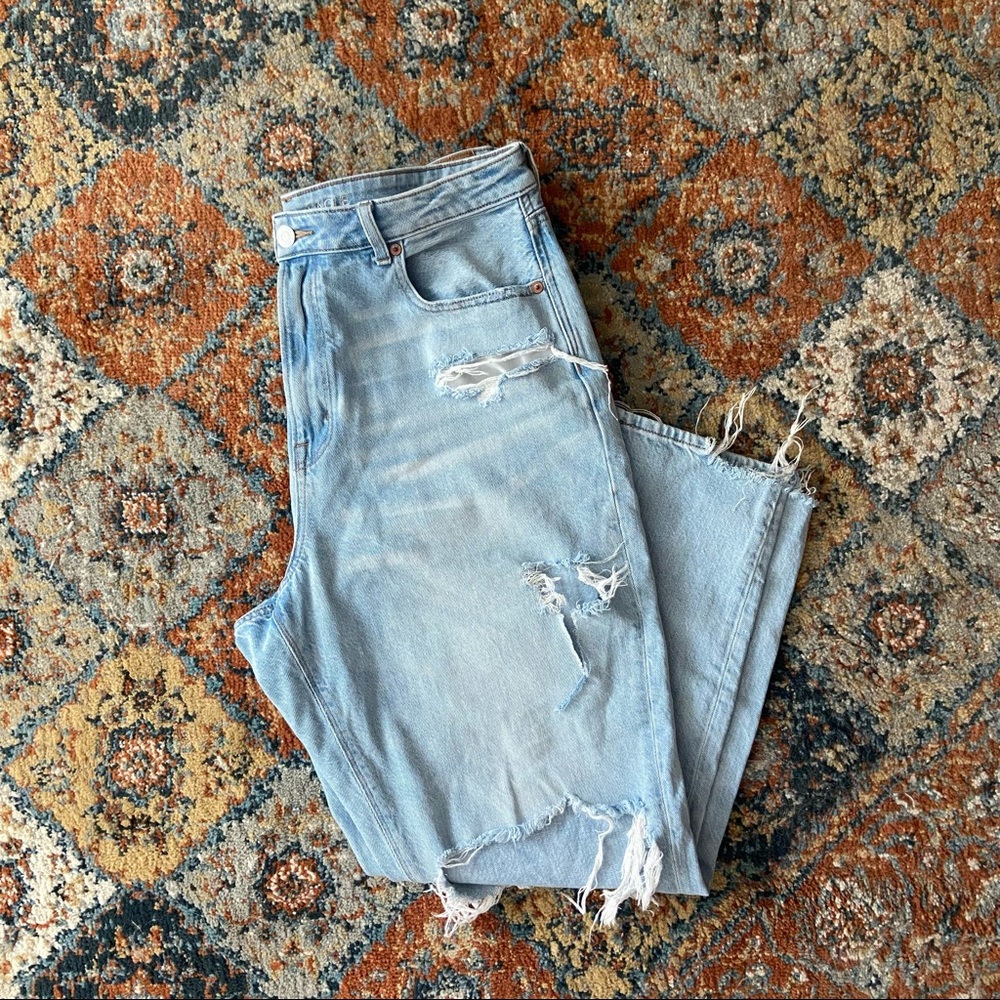 American Eagle Mom Jeans